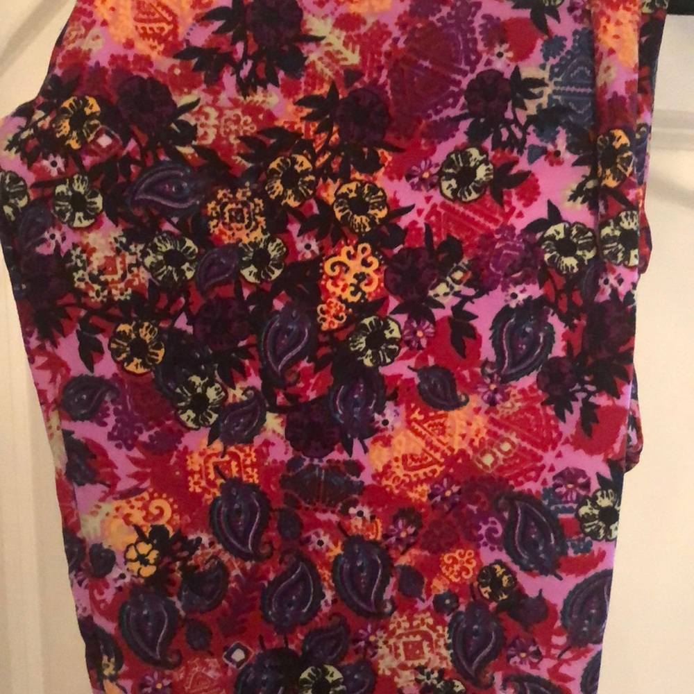 Lularoe Leggings TC Navy Pink Red Paisley Floral